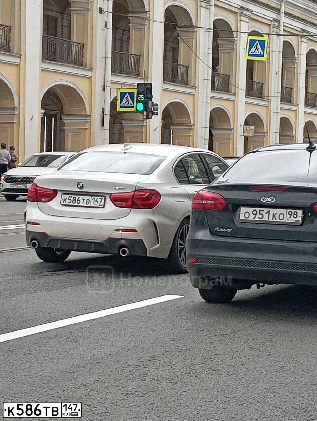 Фото автомобиля BMW 1-SERIES, 2021 — госномер К586ТВ147
