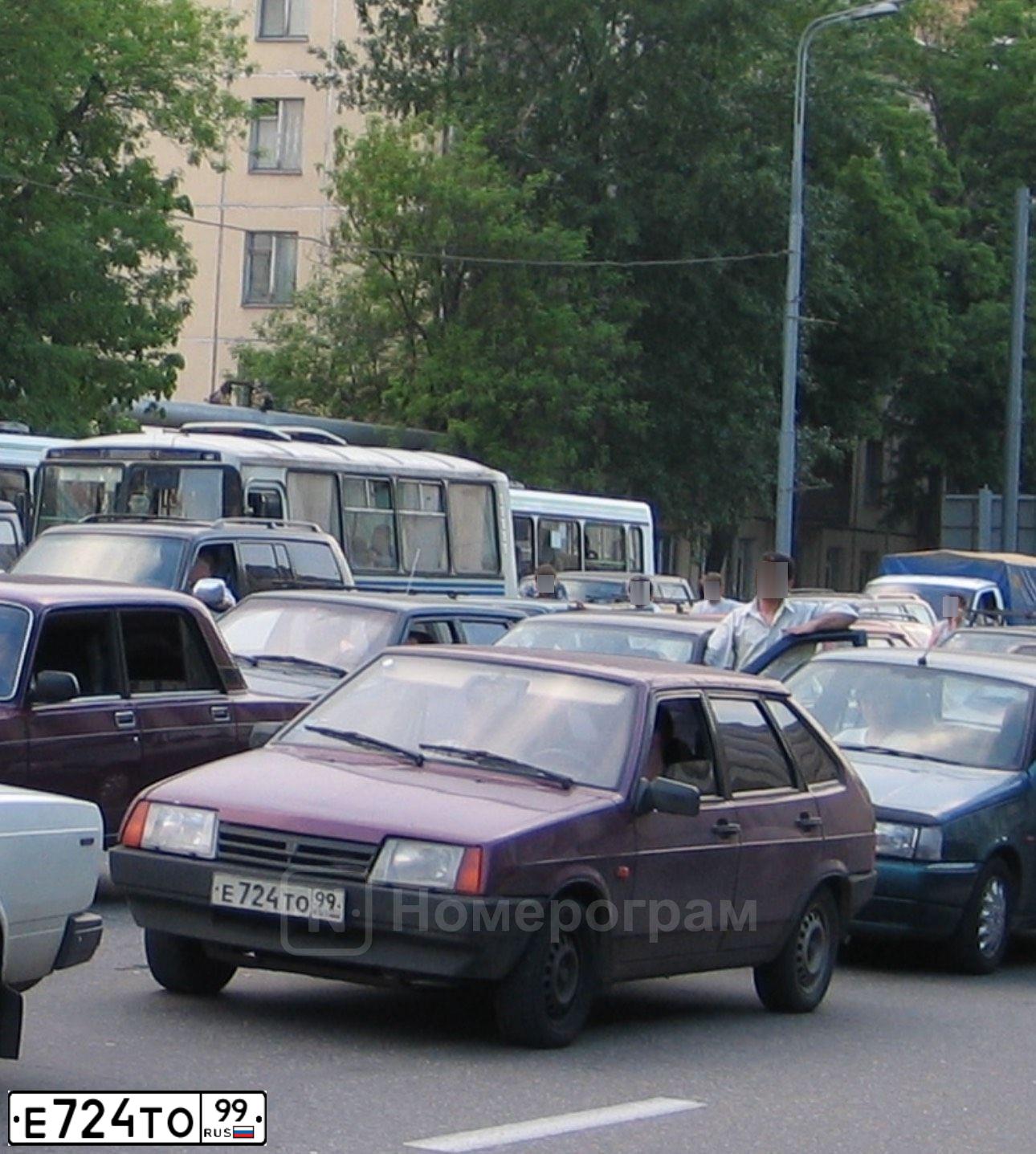 Фото автомобиля LADA 2109 SAMARA, 1999 — госномер А651МК33. Цвет: СЕРЕБРИСТО-КРАСНЫЙ
