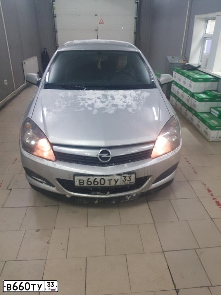 Фото автомобиля OPEL ASTRA, 2007 — госномер В660ТУ33. Цвет: СЕРЕБРИСТЫЙ