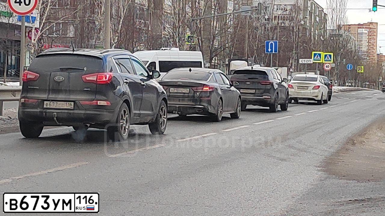 Фото автомобиля RENAULT LOGAN, 2010 — госномер О286СС716. Цвет: ЧЕРНЫЙ