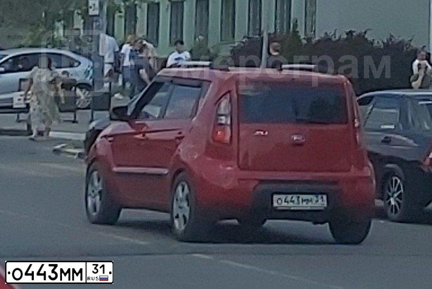 Фото автомобиля KIA SOUL, 2010 — госномер С235СС36. Цвет: Красный