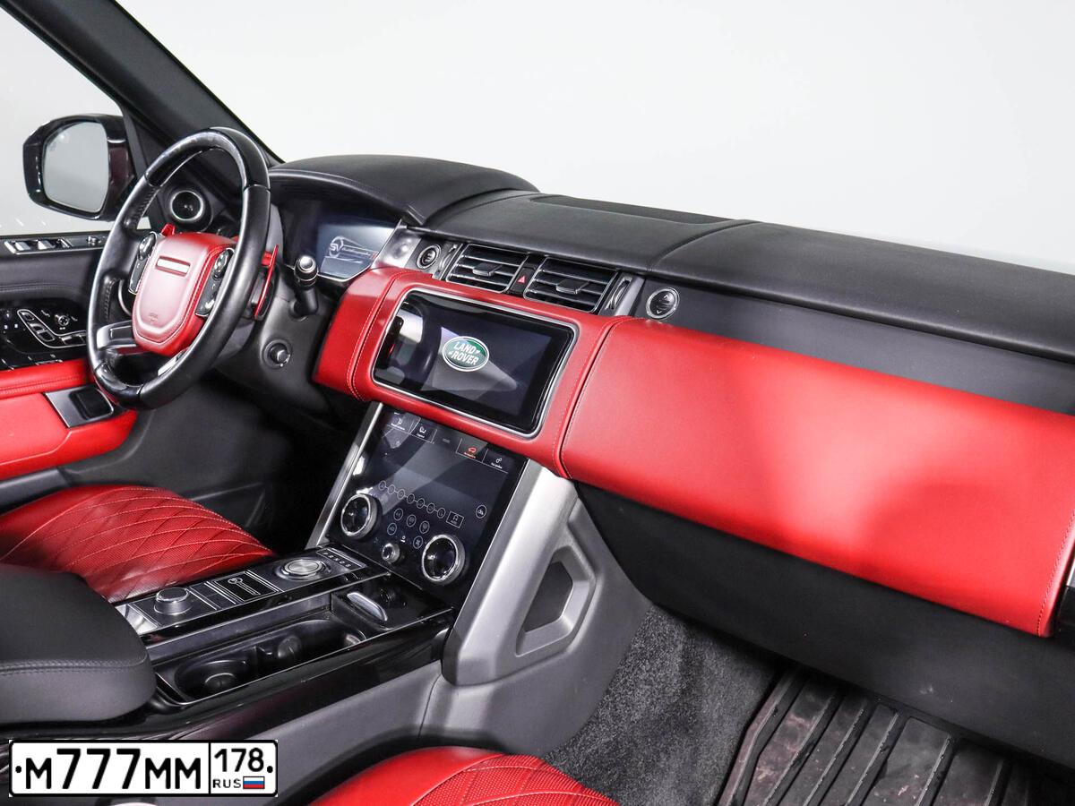 Фото автомобиля LANDROVER RANGE ROVER, 2020 — госномер Н038МС126. Цвет: СЕРЫЙ