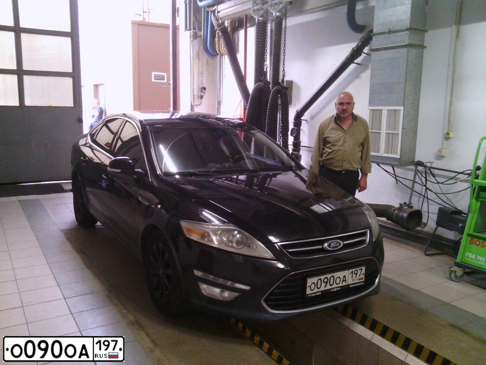 Фото автомобиля LANDROVER RANGE ROVER SPORT, 2011 — госномер О009ОА197. Цвет: ТЕМНО-КОРИЧНЕВЫЙ