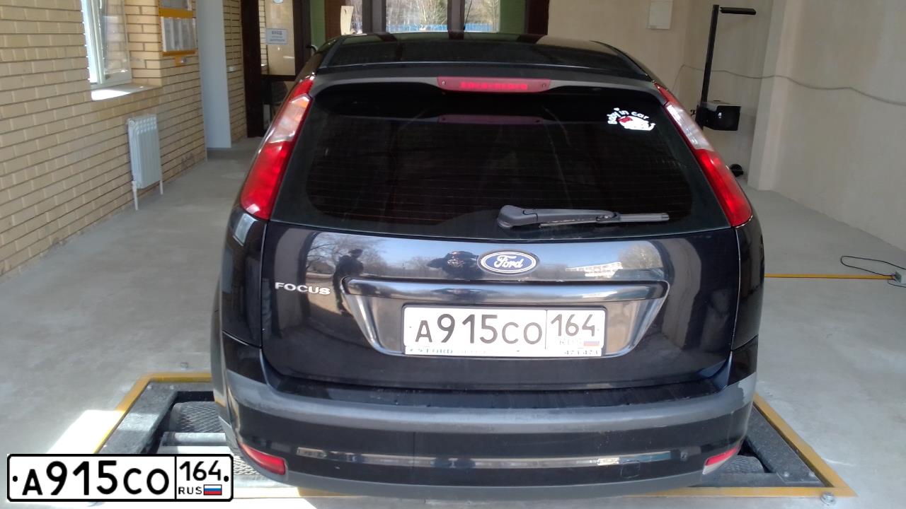 Фото автомобиля FORD FOCUS, 2005 — госномер С815МЕ71. Цвет: ЧЕРНЫЙ