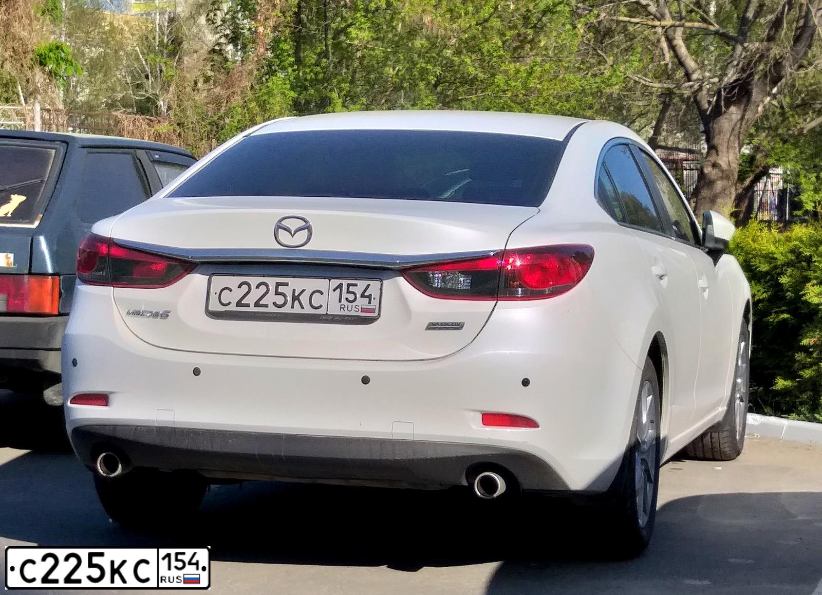 Фото автомобиля MAZDA 6, 2013 — госномер С225КС154. Цвет: БЕЛЫЙ