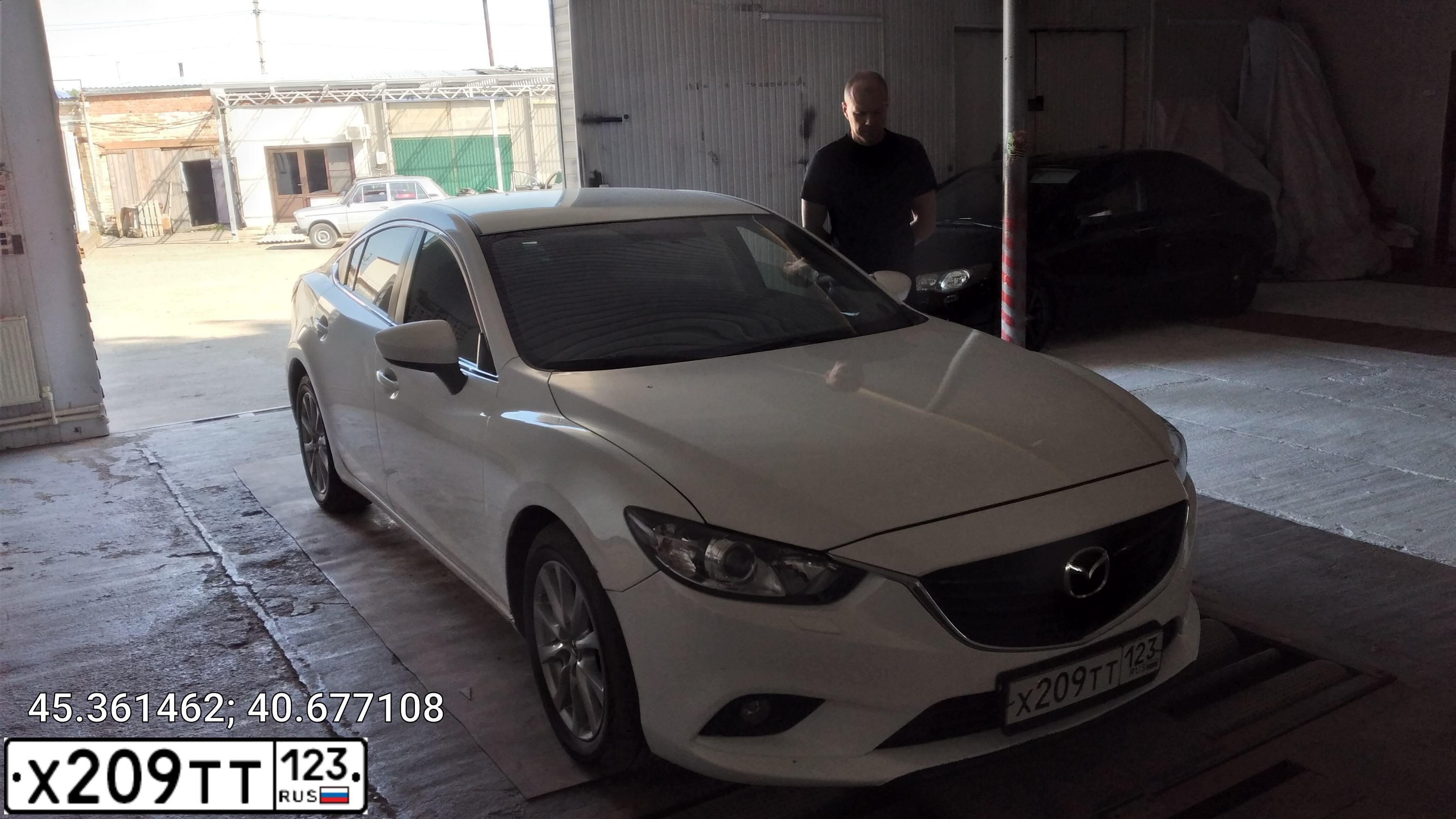 Фото автомобиля MAZDA A 6, 2013 — госномер Х209ТТ123. Цвет: БЕЛЫЙ