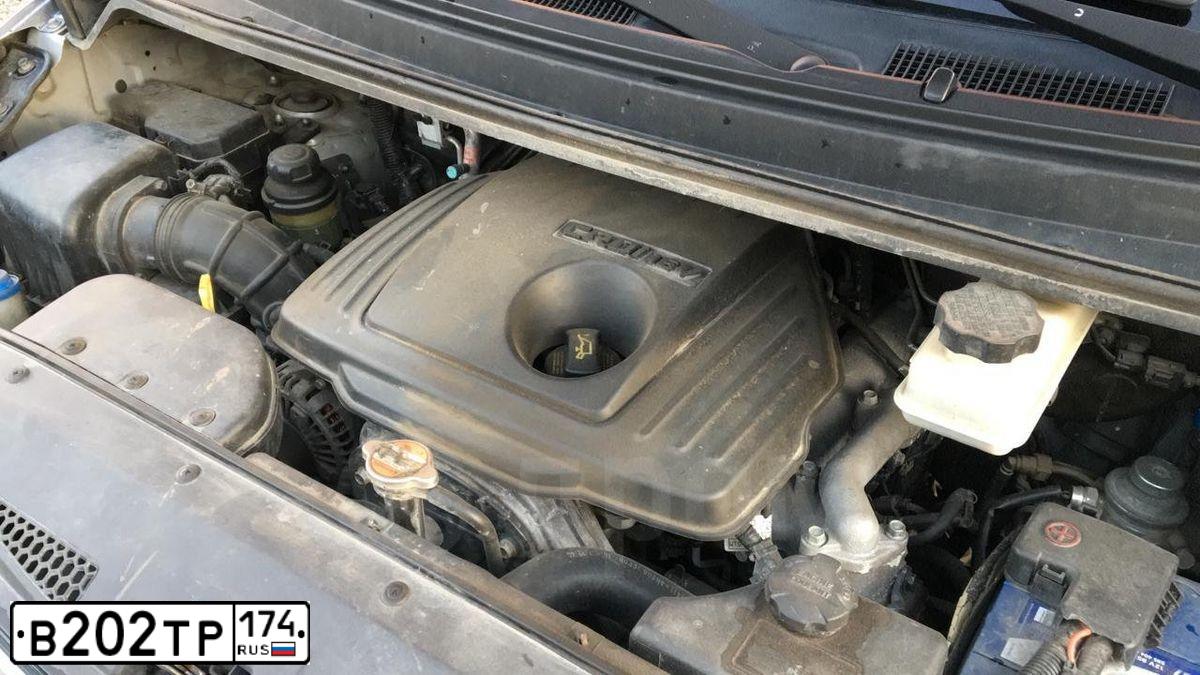 Фото автомобиля HYUNDAI H-1, 2011 — госномер С388УС33. Цвет: СЕРЫЙ