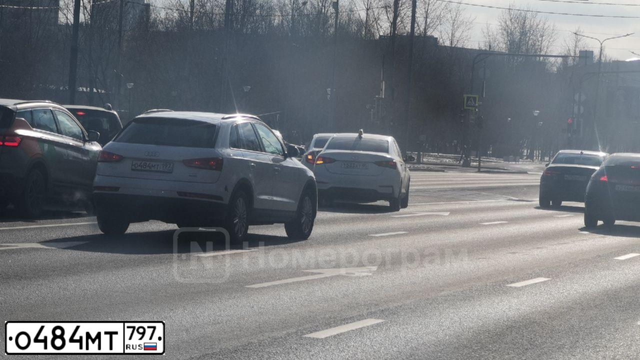 Фото автомобиля CHEVROLET CRUZE, 2010 — госномер К481ВХ550. Цвет: Белый