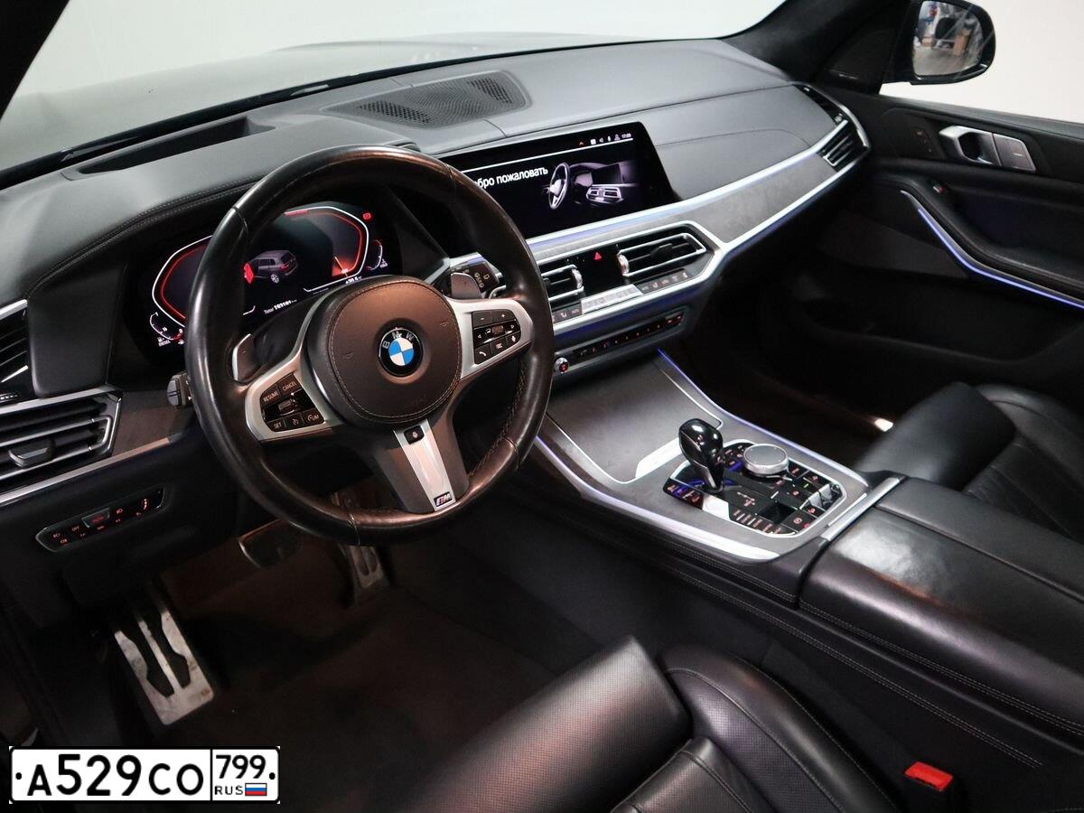 Фото автомобиля BMW X7, 2019 — госномер А529СО799. Цвет: ЧЕРНЫЙ