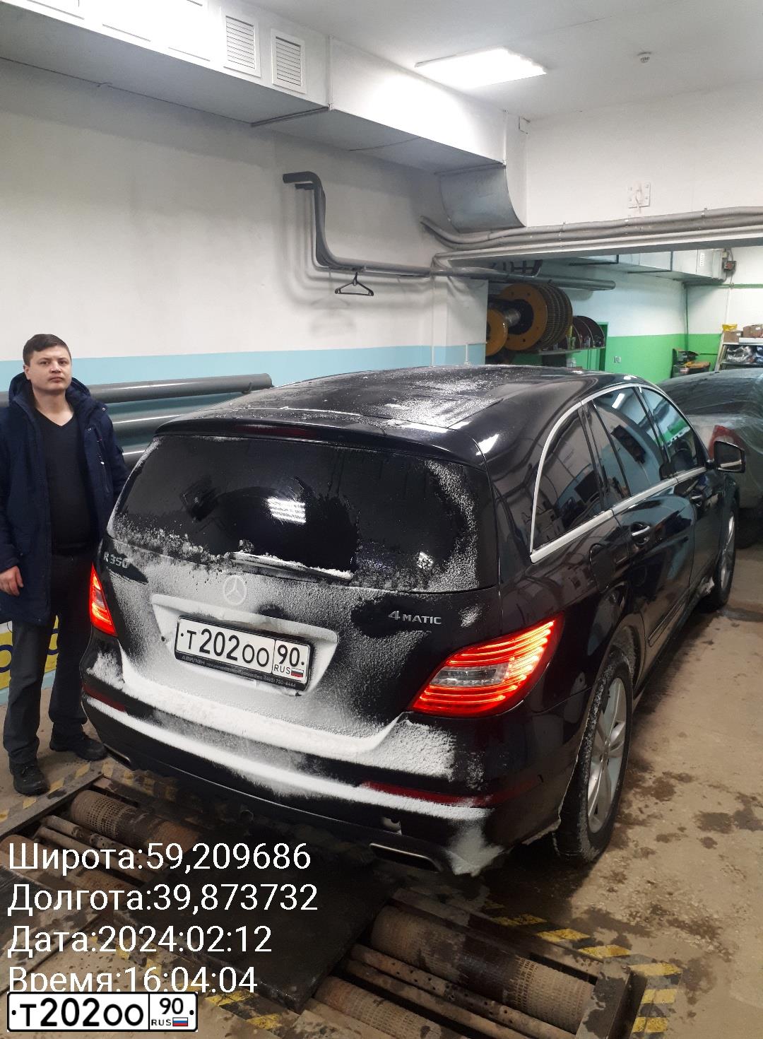 Фото автомобиля MERCEDES R-KLASSE, 2010 — госномер М541КТ35