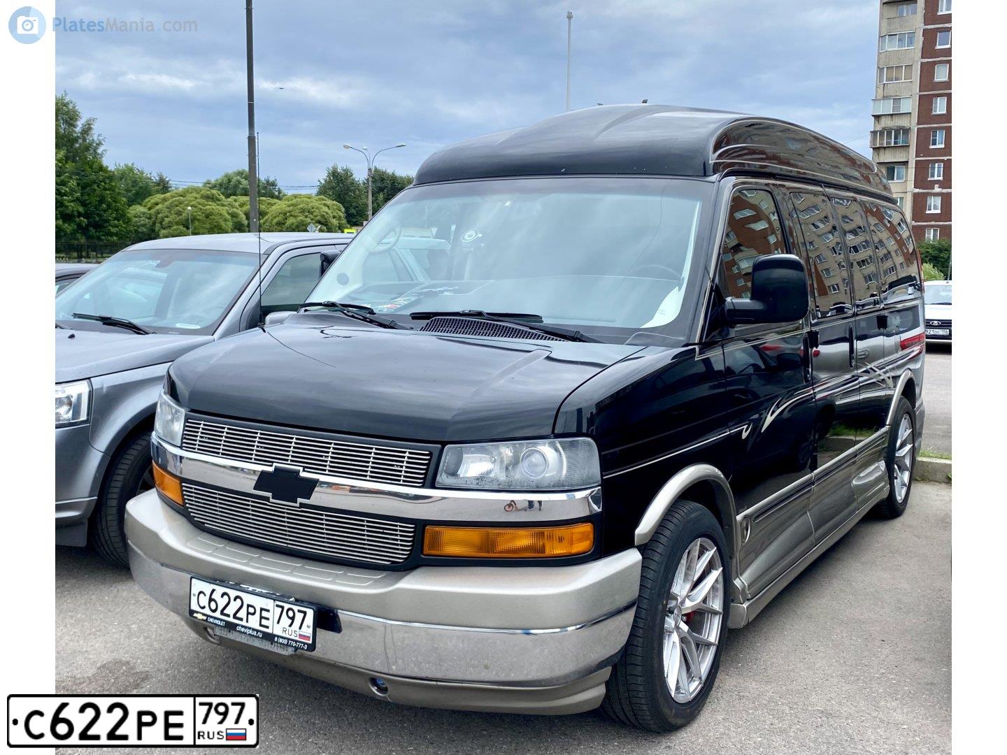 Фото автомобиля CHEVROLET EXPRESS VAN, 2006 — госномер С622РЕ797. Цвет: ЧЕРНЫЙ