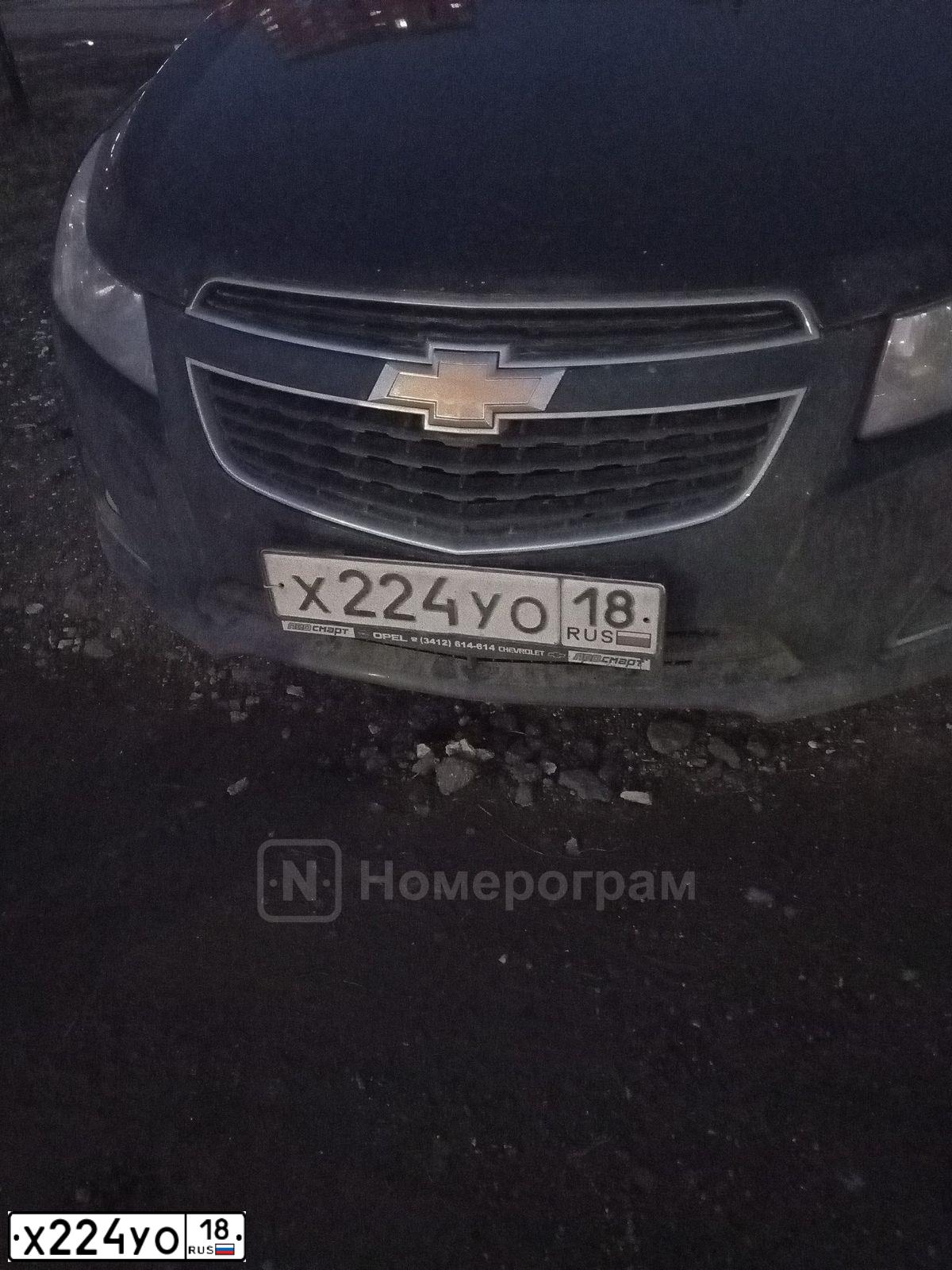 Фото автомобиля CHEVROLET CRUZE, 2012 — госномер Х224УО18. Цвет: ЧЕРНЫЙ МЕТАЛЛИК