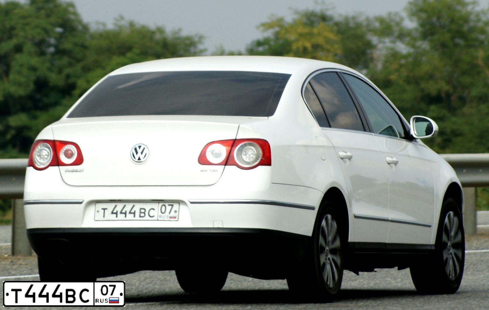 Фото автомобиля МЕРСЕДЕС-БЕНЦ GL350 CDI 4MATIC, 2013 — госномер А666МС193. Цвет: синий