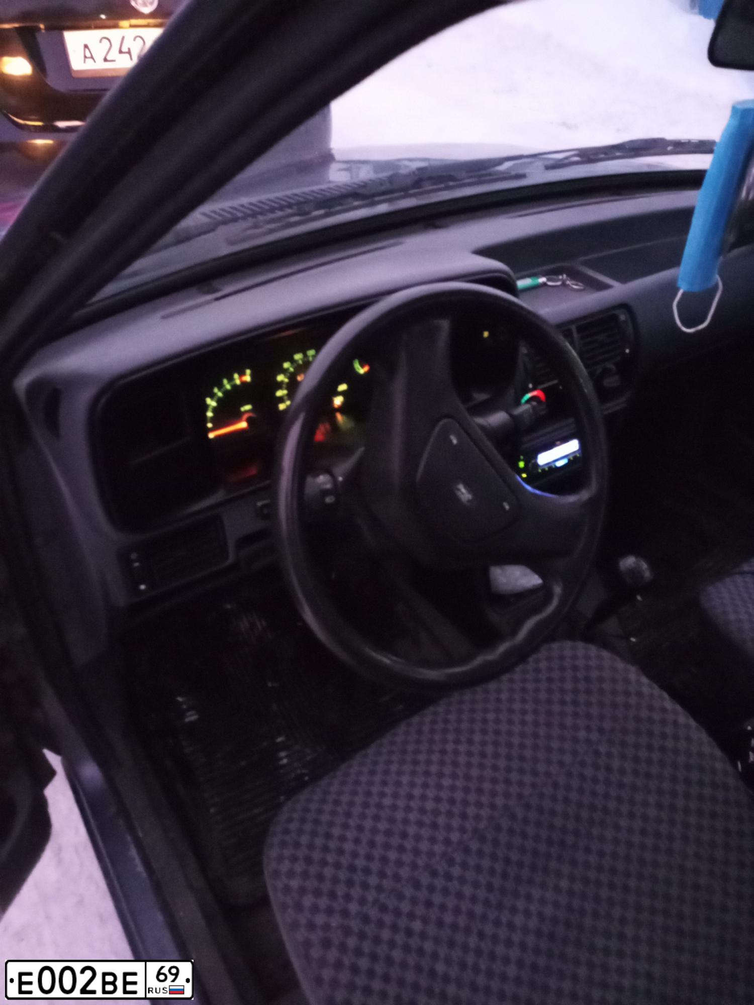 Фото автомобиля LADA 2107, 2000 — госномер А949ТК69. Цвет: ФИОЛЕТОВЫЙ