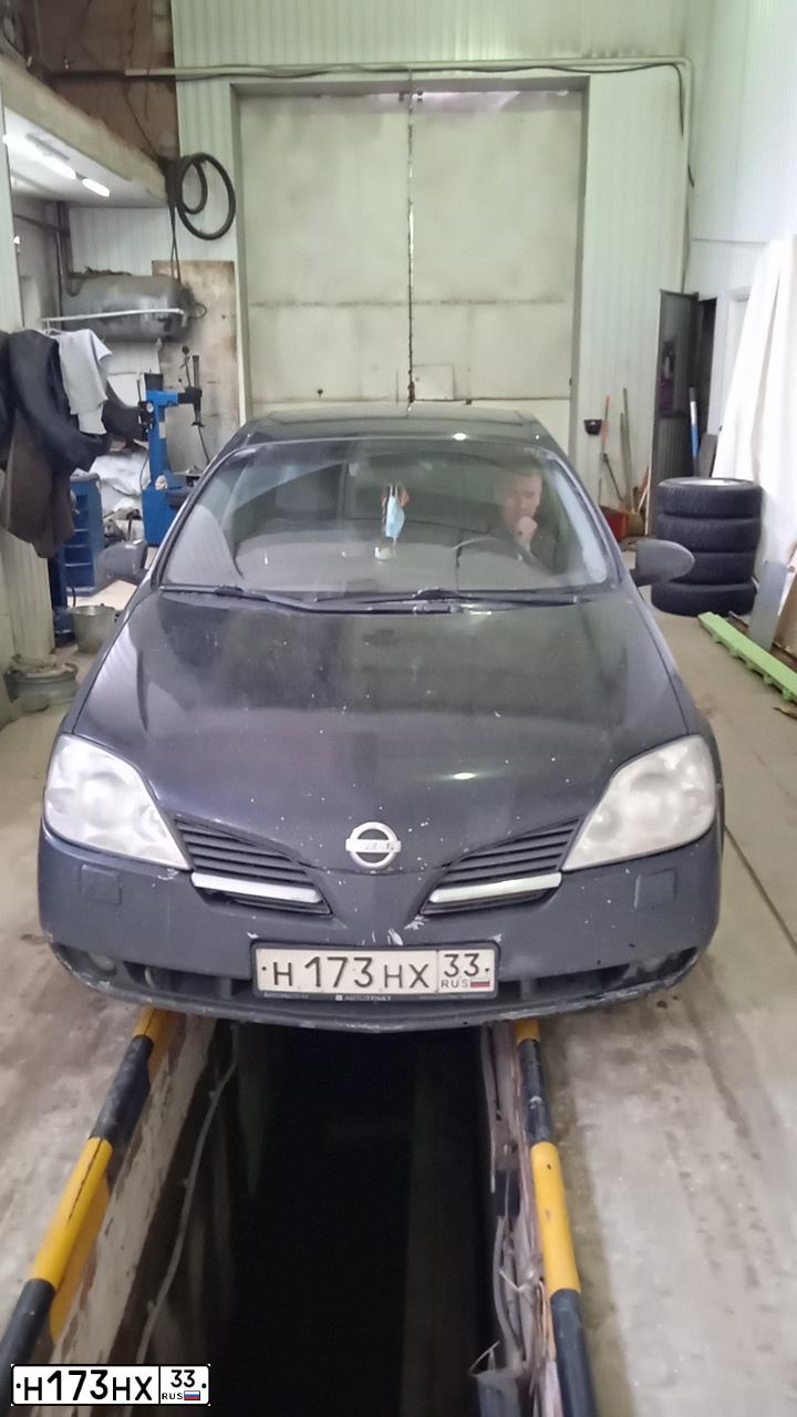 Фото автомобиля NISSAN PRIMERA, 2005 — госномер А435МО99. Цвет: ЧЕРНЫЙ