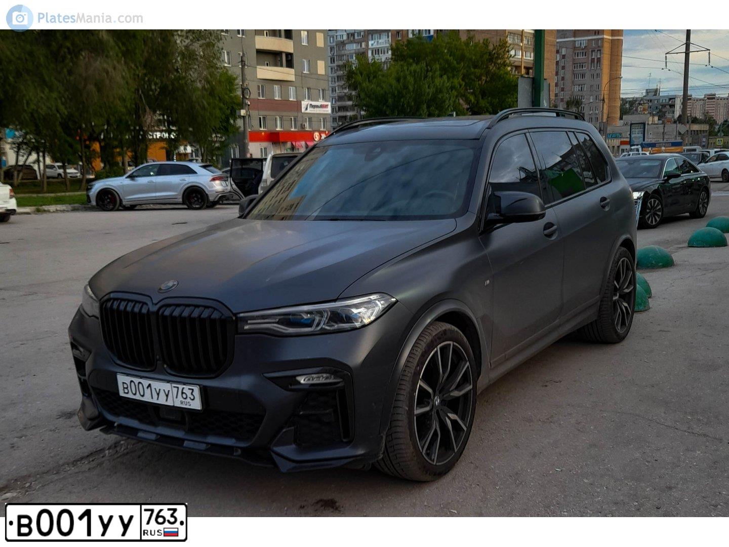 Фото автомобиля BMW X7, 2020 — госномер В001УУ763