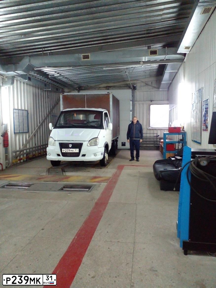 Фото автомобиля GAZ 3302, 2004 — госномер Р248НЕ46. Цвет: СНЕЖНО-БЕЛЫЙ
