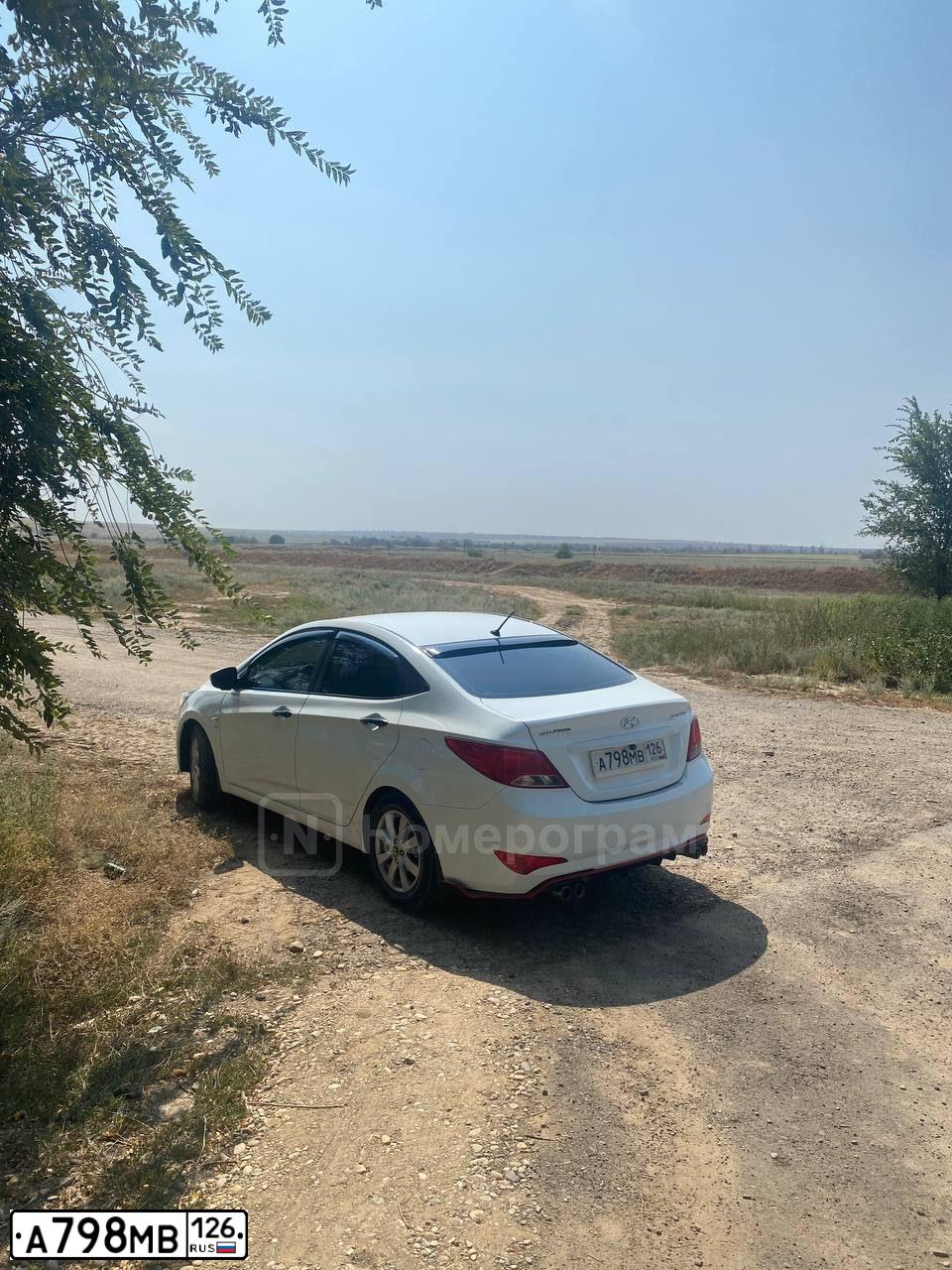 Фото автомобиля HYUNDAI SOLARIS, 2015 — госномер А798МВ126