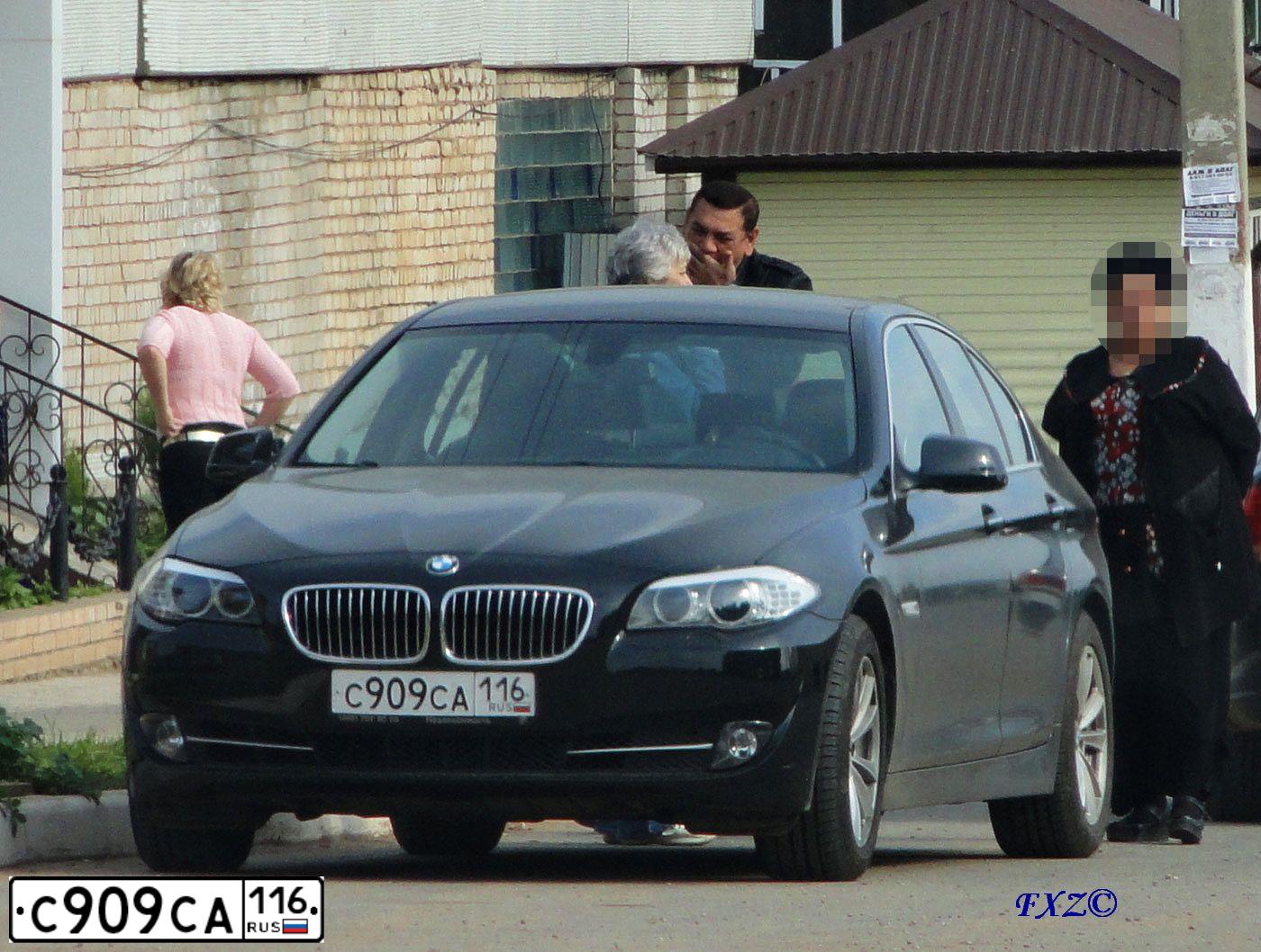 Фото автомобиля BMW SERIE 5, 2012 — госномер У562ТВ43. Цвет: ЧЕРНЫЙ