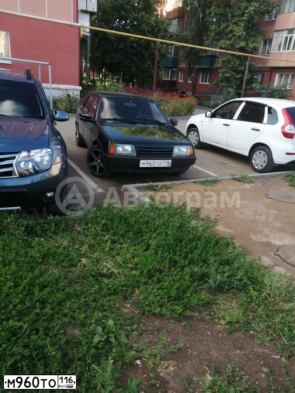 Фото автомобиля LADA 2109, 2004 — госномер М494КР716. Цвет: ТЕМНО ЗЕЛЕНЫЙ
