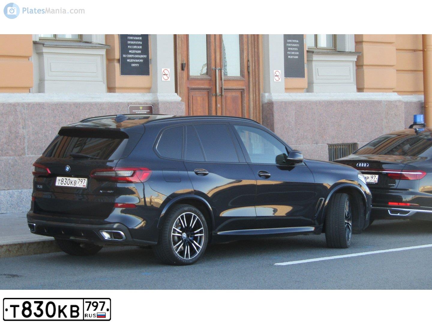 Фото автомобиля BMW X5, 2019 — госномер Т830КВ797. Цвет: ЧЕРНЫЙ