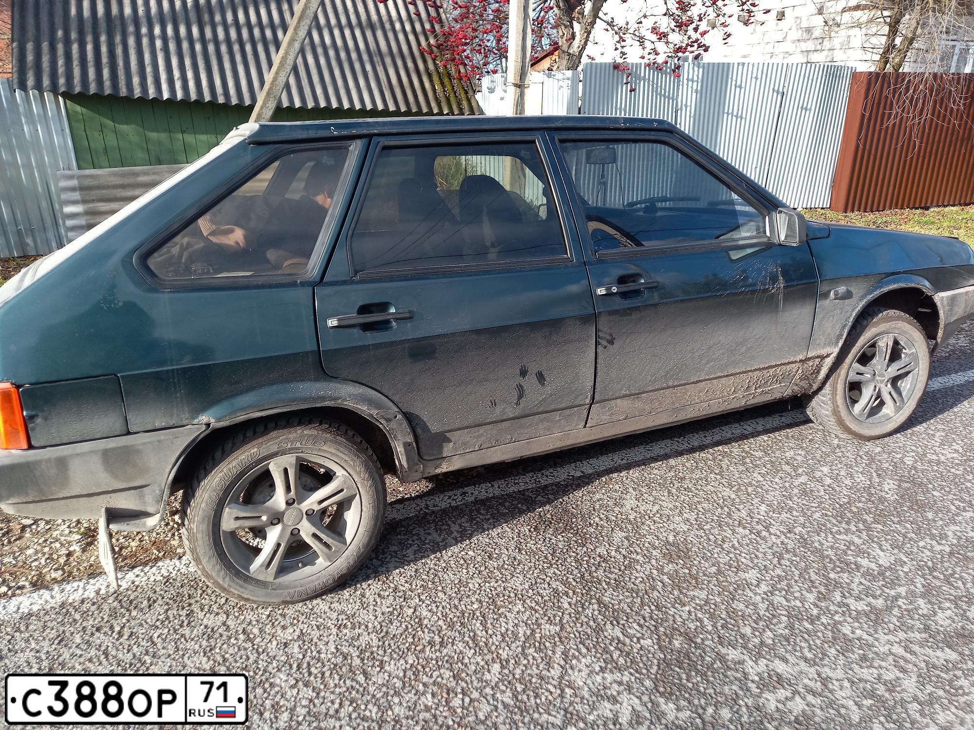 Фото автомобиля LADA 2109 SAMARA, 2004 — госномер Р414АК40. Цвет: Темно-зеленый