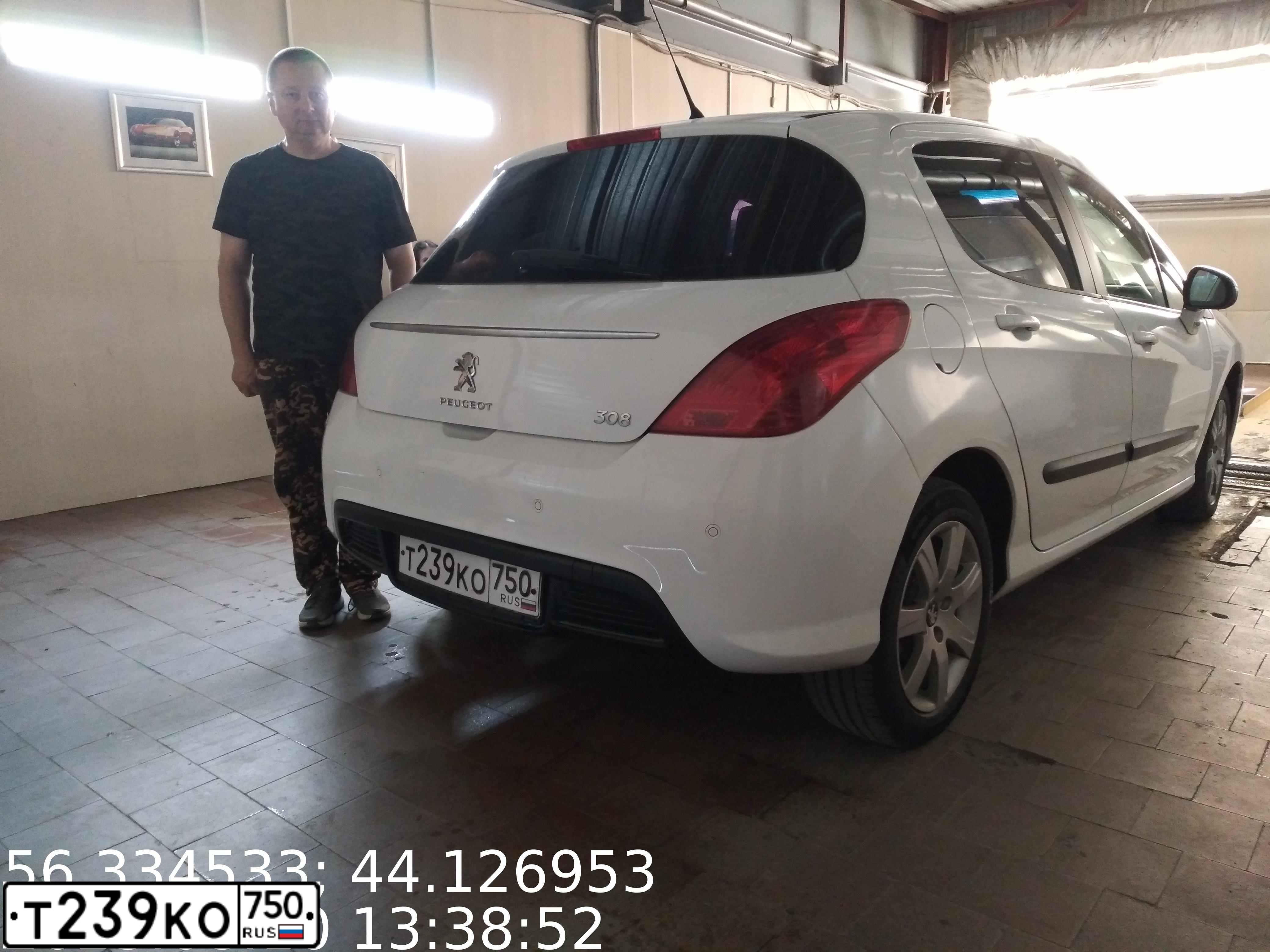 Фото автомобиля PEUGEOT 308, 2012 — госномер А232ВМ252. Цвет: Белый