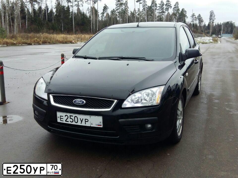 Фото автомобиля KIA RIO, 2014 — госномер Е250УР70. Цвет: БЕЖЕВЫЙ