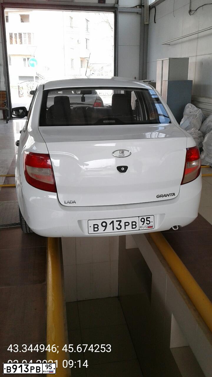 Фото автомобиля LADA 2190 GRANTA, 2012 — госномер В913РВ95. Цвет: БЕЛЫЙ