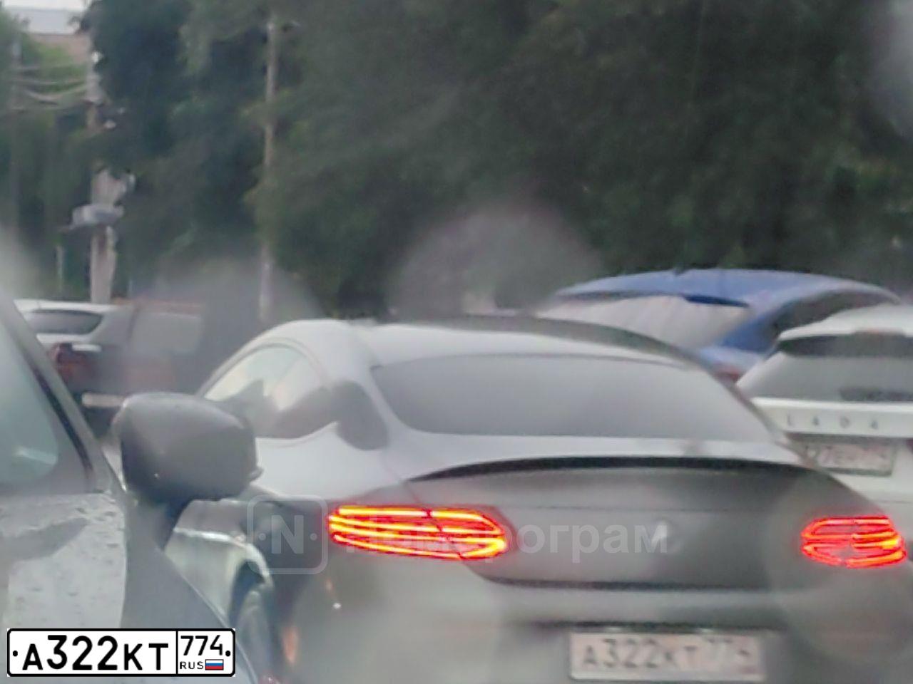 Фото автомобиля MERCEDES C-KLASSE, 2016 — госномер А322КТ774. Цвет: СЕРЫЙ