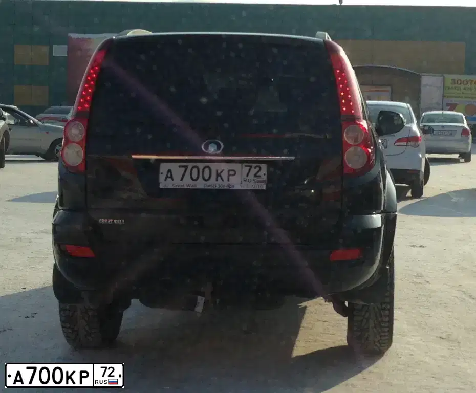 Фото автомобиля GREAT WALL HOVER, 2011 — госномер А700КР72. Цвет: ЧЕРНЫЙ
