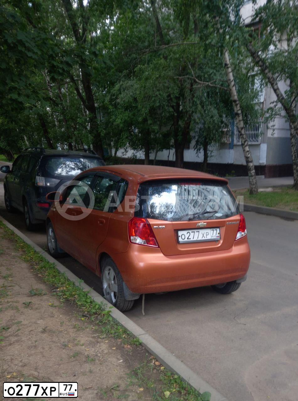 Фото автомобиля CHEVROLET AVEO, 2006 — госномер В071ОС177. Цвет: ОРАНЖЕВЫЙ