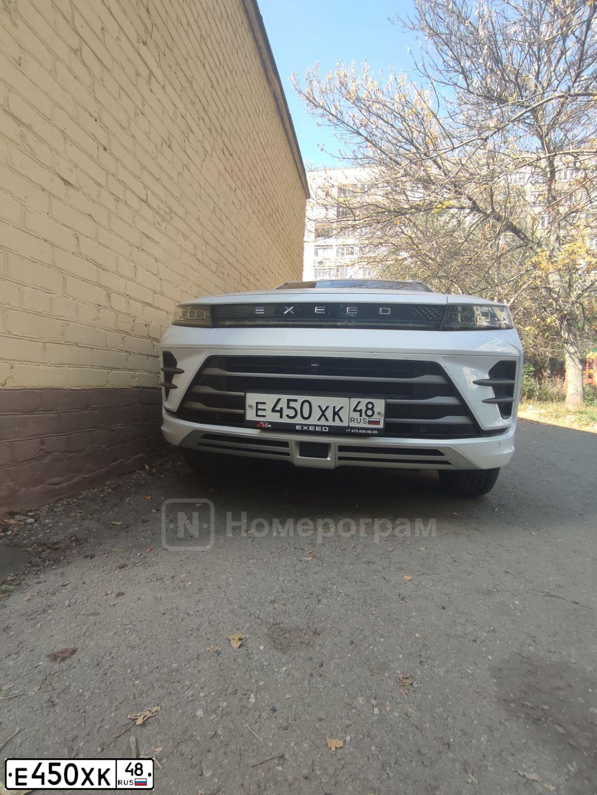 Фото автомобиля FORD MONDEO, 2011 — госномер Е450ХК48. Цвет: СЕРО-КОРИЧНЕВЫЙ