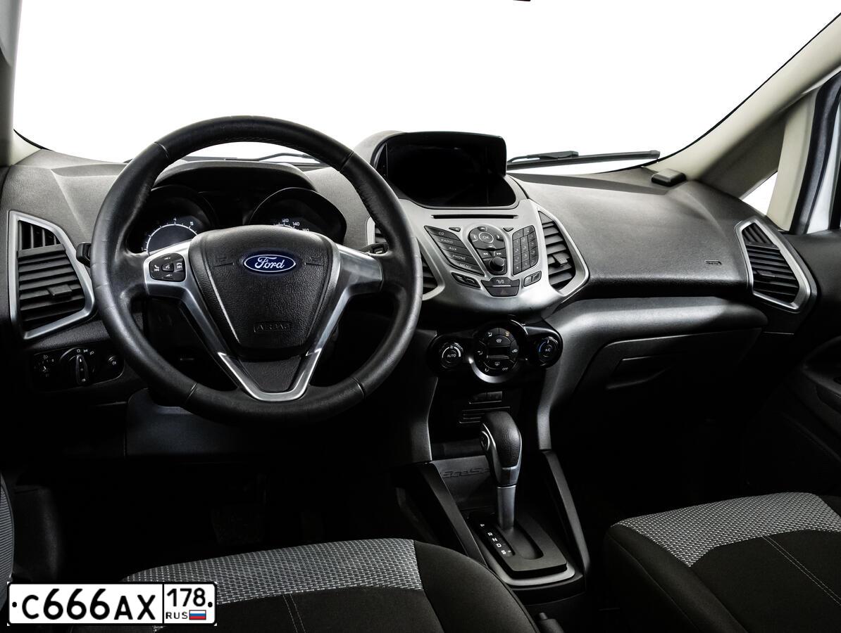 Фото автомобиля FORD ECOSPORT, 2015 — госномер Е094ОА147. Цвет: Белый
