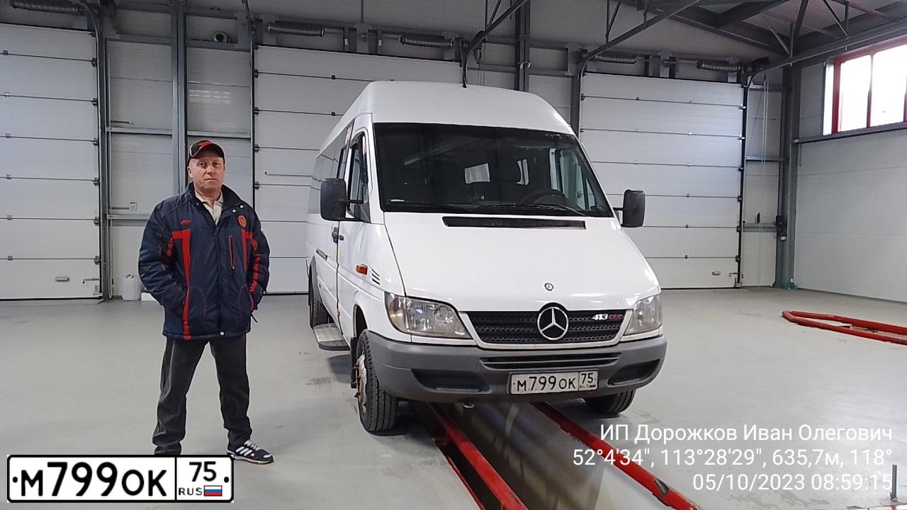 Фото автомобиля MERCEDES SPRINTER, 2017 — госномер М799ОК75. Цвет: БЕЛЫЙ