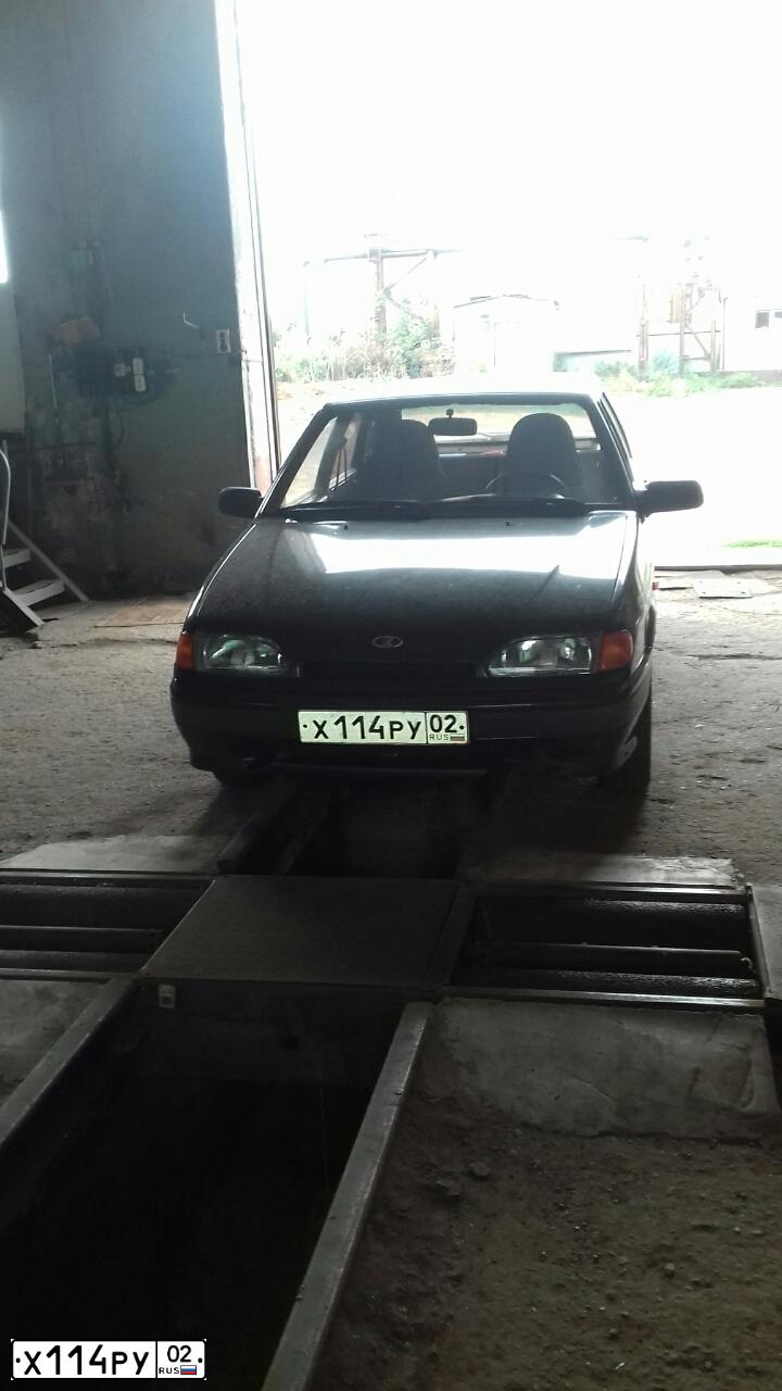 Фото автомобиля LADA 2114 SAMARA, 2006 — госномер Х114РУ02. Цвет: ЗОЛОТИСТЫЙ  ТЕМНО-ЗЕЛЕНЫЙ