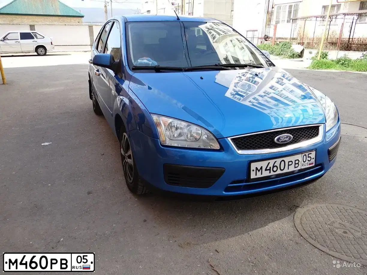 Фото автомобиля FORD FOCUS, 2007 — госномер Р028РВ177. Цвет: голубой