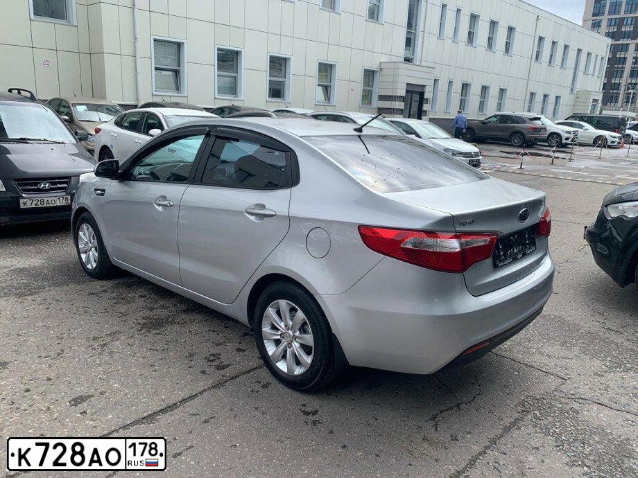 Фото автомобиля HYUNDAI MATRIX, 2003 — госномер В070ОВ30. Цвет: ЧЕРНЫЙ