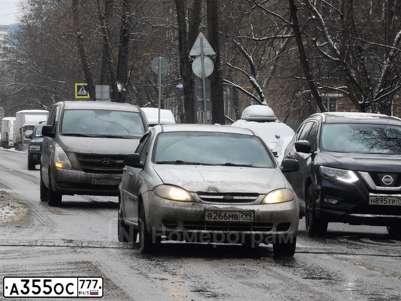 Фото автомобиля KIA SORENTO, 2015 — госномер А786РМ198. Цвет: БЕЖЕВЫЙ