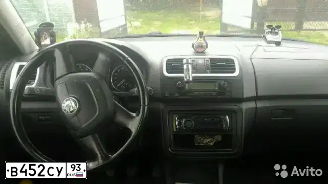Фото автомобиля SKODA FABIA, 2010 — госномер У688НХ193. Цвет: СЕРЫЙ