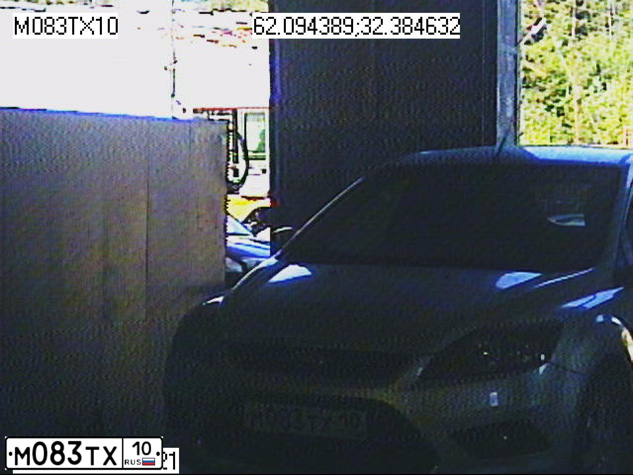 Фото автомобиля FORD FOCUS, 2008 — госномер В438УХ198. Цвет: Серебристый