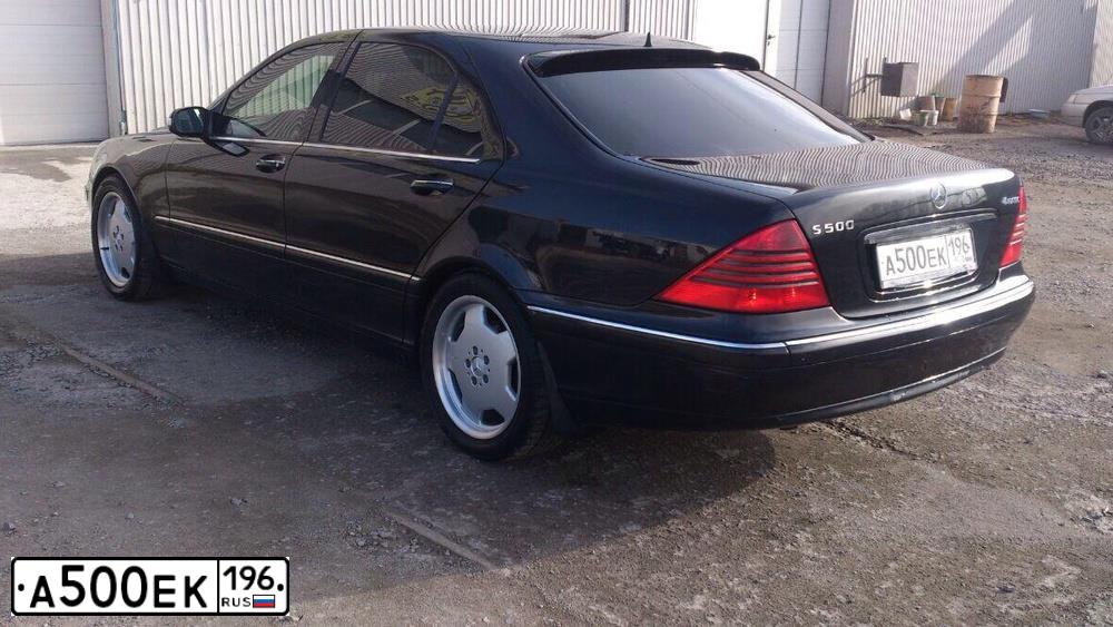 Фото автомобиля MERCEDES S-KLASSE, 2004 — госномер А500ЕК196. Цвет: ЧЕРНЫЙ