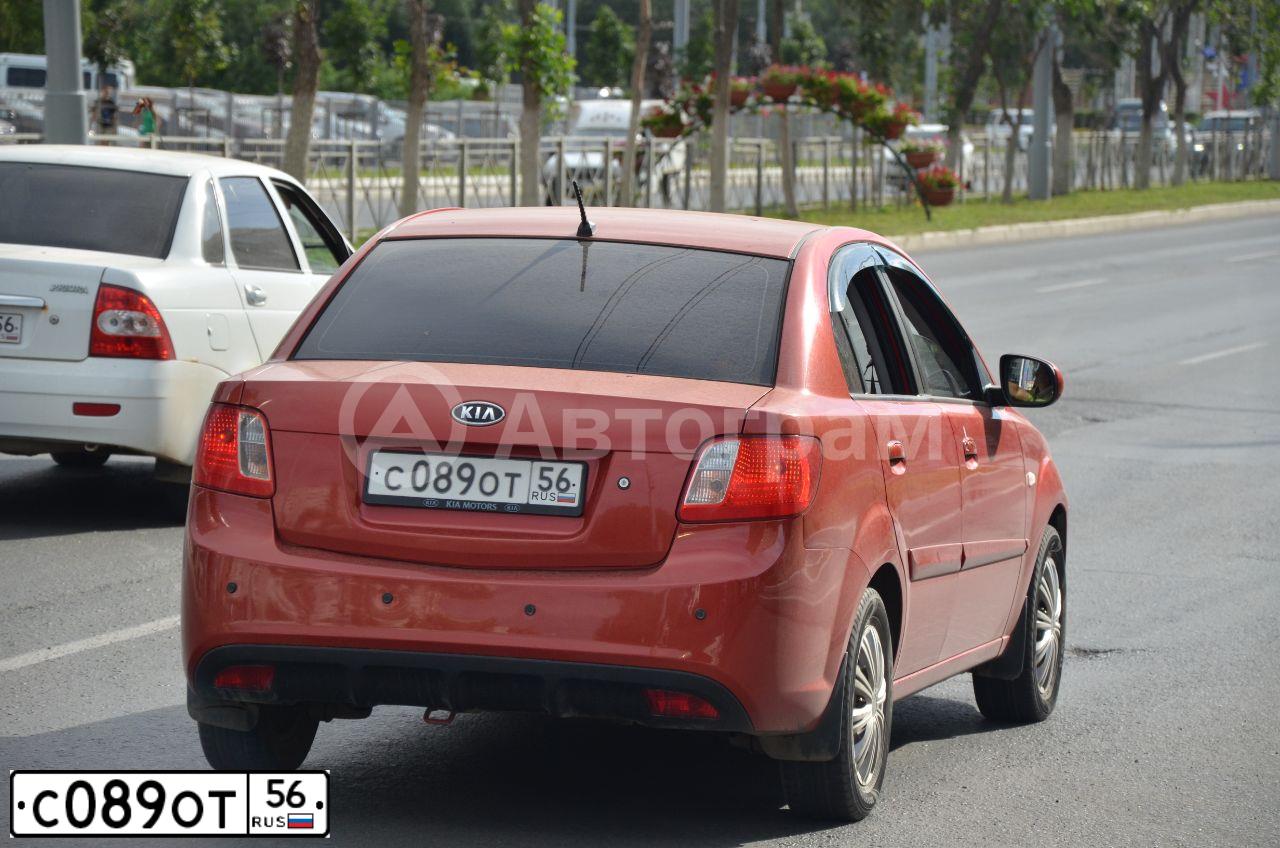 Фото автомобиля KIA RIO, 2010 — госномер С089ОТ56. Цвет: КРАСНЫЙ