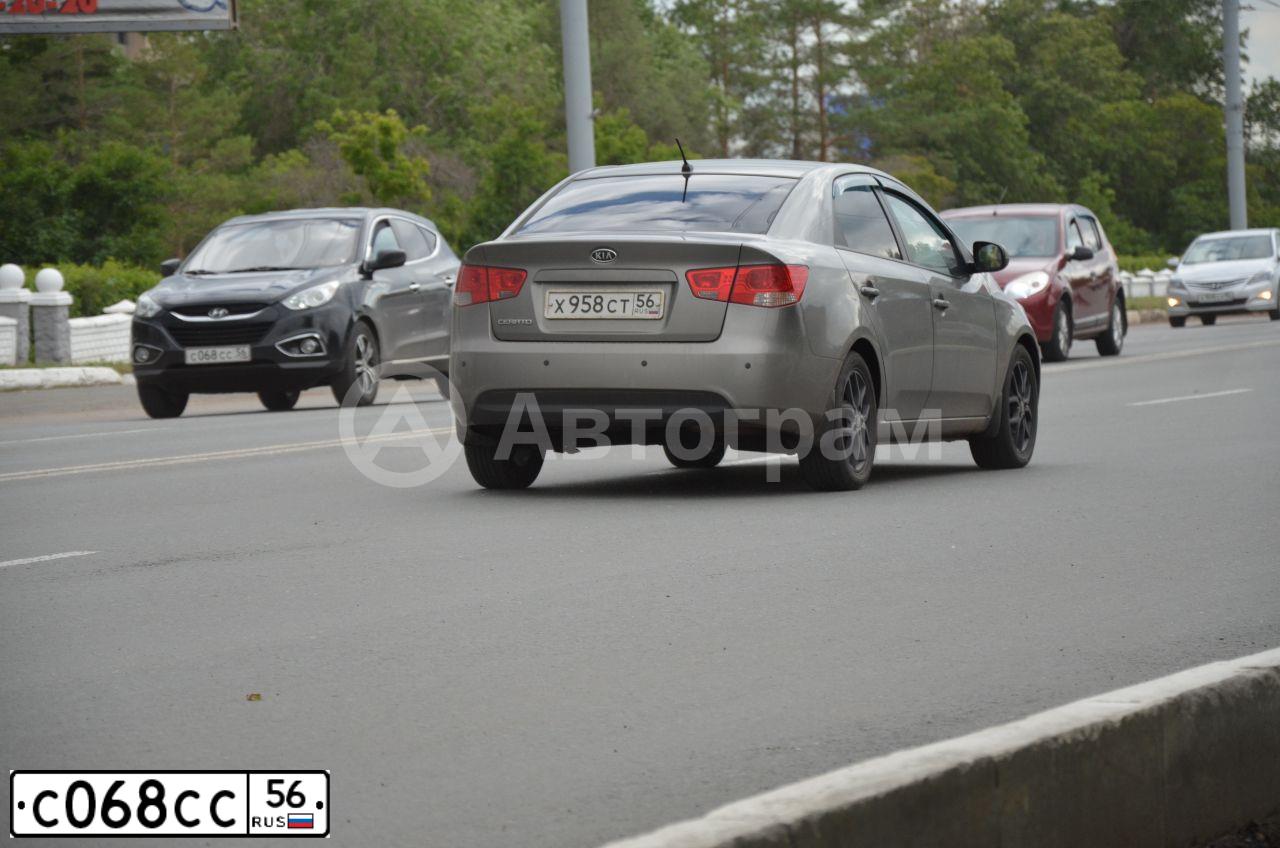 Фото автомобиля FORD FOCUS, 2011 — госномер В222НН702. Цвет: Серебристый