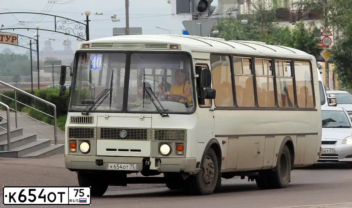 Фото автомобиля PAZ 4234, 2011 — госномер О580ВК75. Цвет: Белый