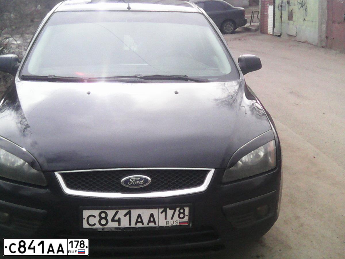 Фото автомобиля FORD FOCUS, 2007 — госномер О520РЕ196. Цвет: Темно-синий