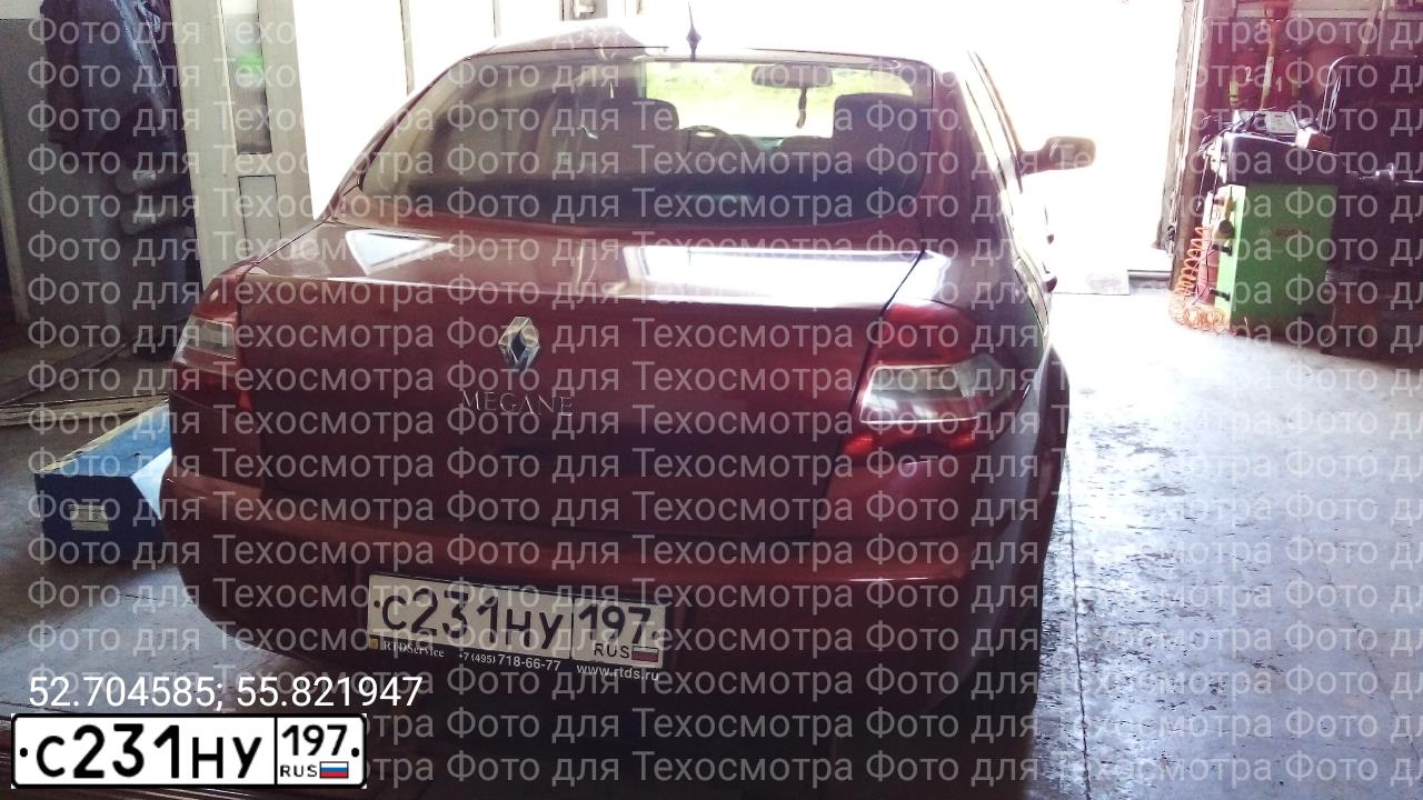 Фото автомобиля RENAULT MEGANE, 2007 — госномер С231НУ197. Цвет: Красный