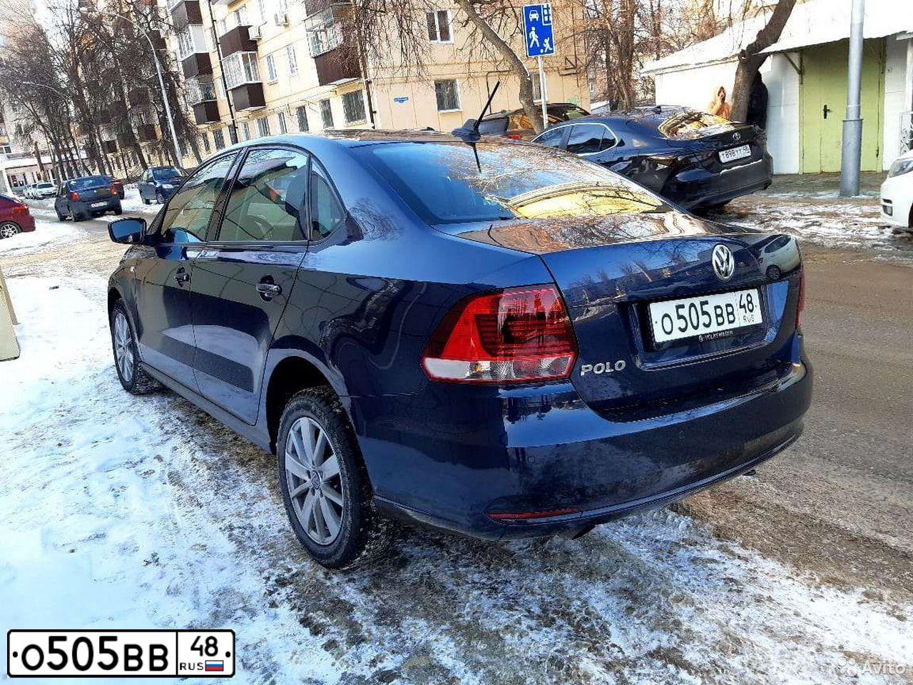 Фото автомобиля VOLKSWAGEN POLO, 2017 — госномер О535ЕС136. Цвет: Темно-синий