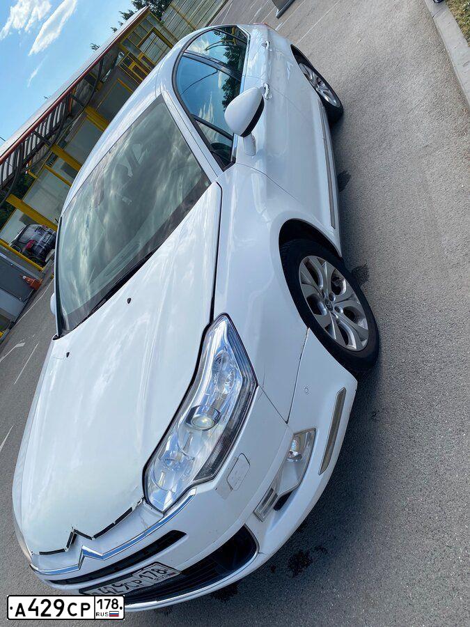 Фото автомобиля CITROEN C5, 2010 — госномер У294ВТ198