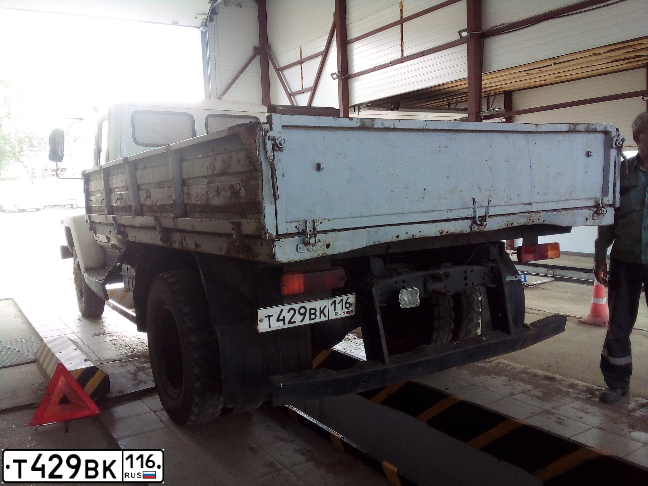 Фото автомобиля GAZ 3307, 2008 — госномер С996ЕР716. Цвет: Белый